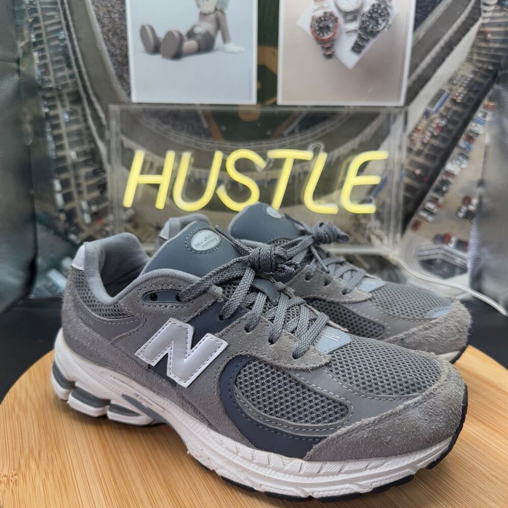 New Balance 2002R (GS) Gray/White Youth Size 3.5